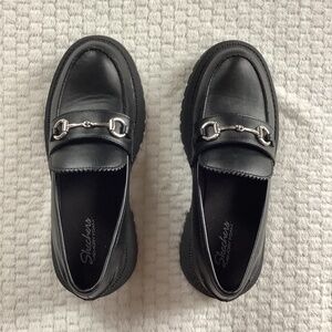 Skechers lug sole loafers, size 7